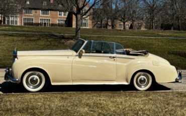 Rolls-royce-Silver-cloud-ii-1962-Yellow-Tan-2