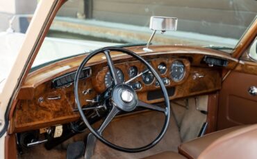 Rolls-royce-Silver-cloud-ii-1962-Yellow-Tan-5