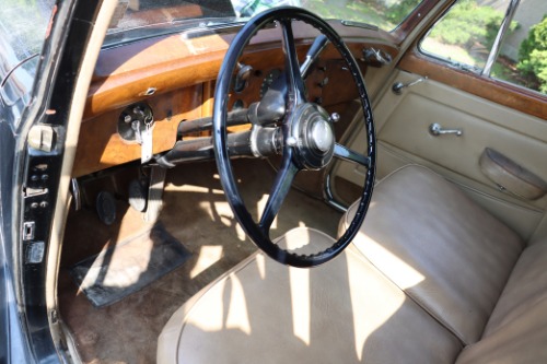 Rolls-royce-Silver-dawn-1951-Black-Tan-1