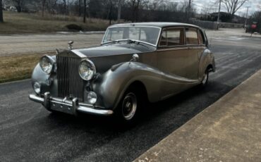 Rolls-royce-Silver-wraith-1954-Silver-Tan
