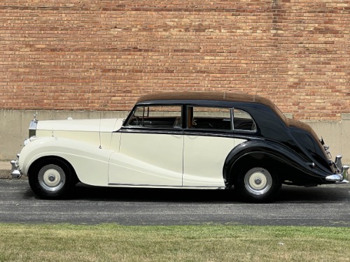 Rolls-royce-Silver-wraith-1956-BlackTan-Tan-4