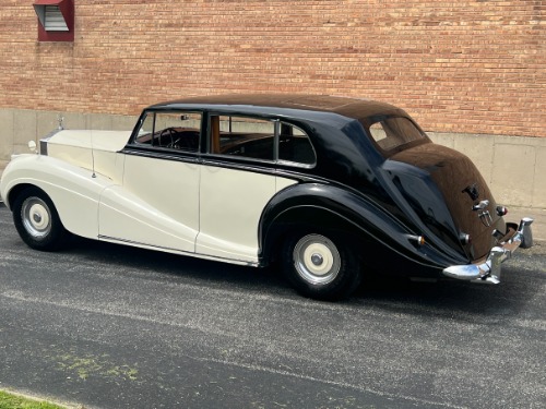 Rolls-royce-Silver-wraith-1956-BlackTan-Tan-6