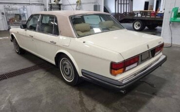 Rolls-royce-silver-spur-1986-2