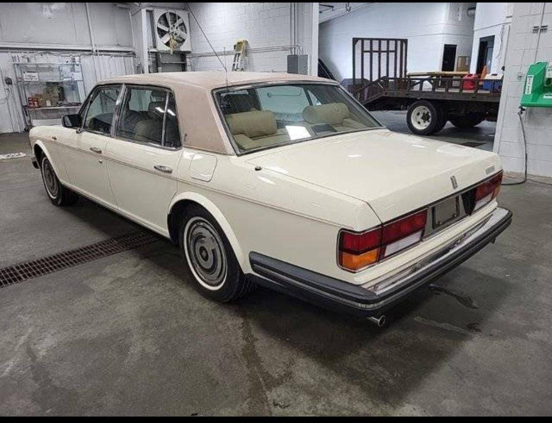 Rolls-royce-silver-spur-1986-2