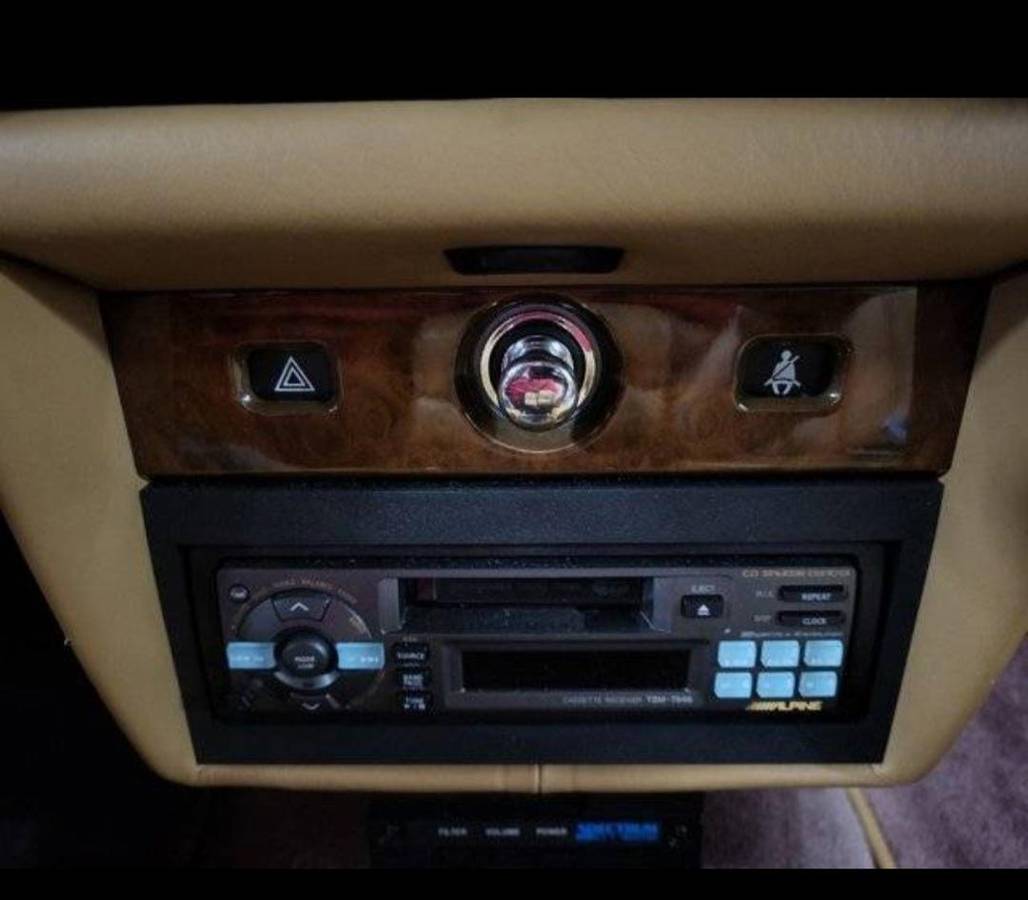 Rolls-royce-silver-spur-1986-8