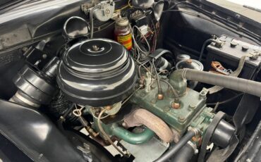 Studebaker-Commander-1949-Black-Oxblood-10