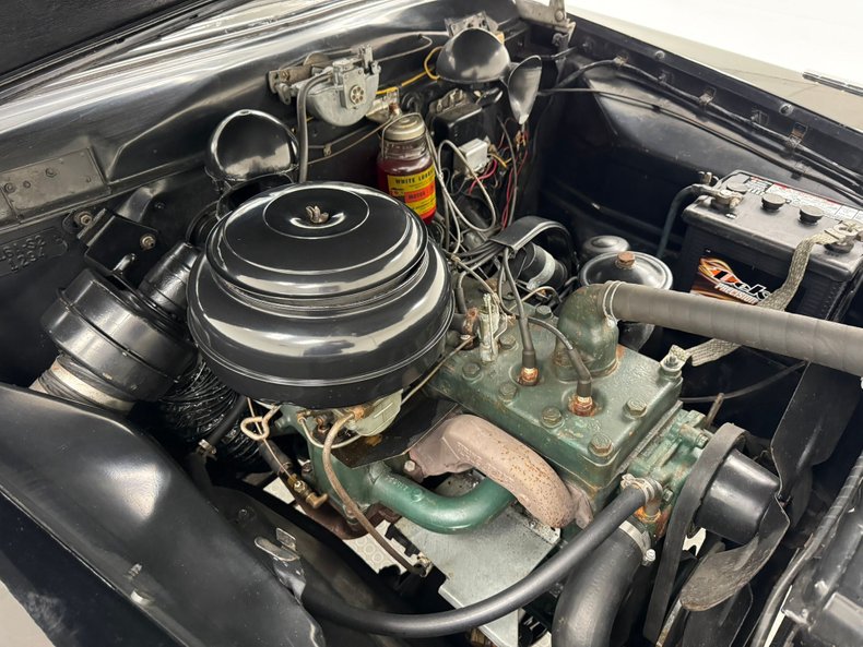 Studebaker-Commander-1949-Black-Oxblood-10