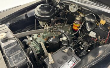 Studebaker-Commander-1949-Black-Oxblood-12