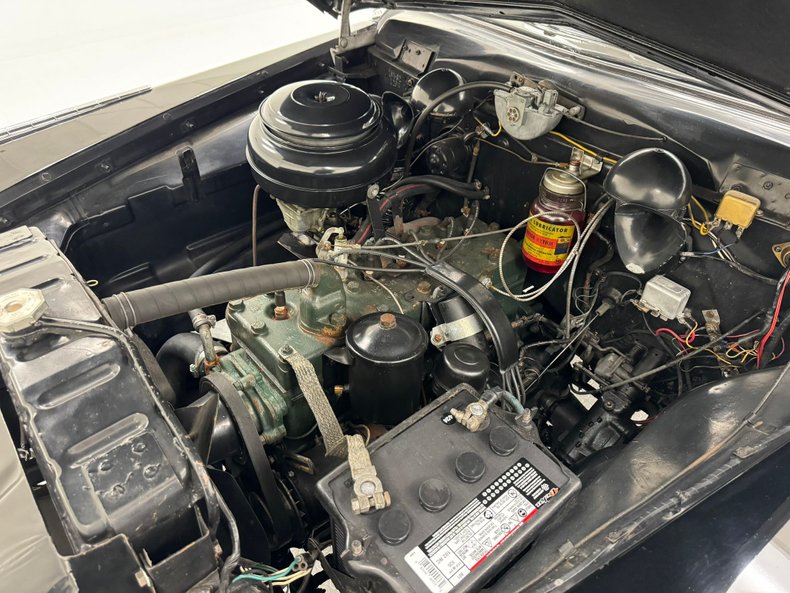 Studebaker-Commander-1949-Black-Oxblood-12