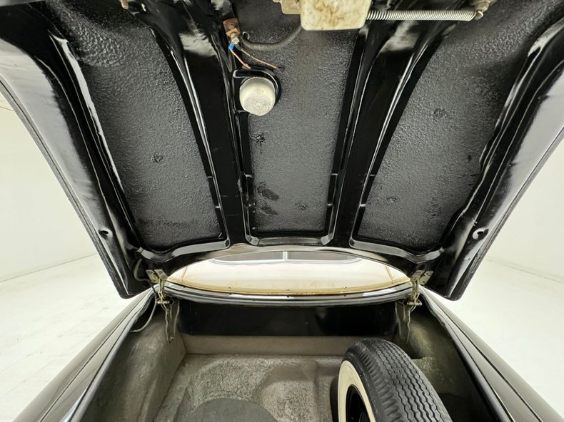 Studebaker-Commander-1949-Black-Oxblood-13