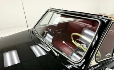 Studebaker-Commander-1949-Black-Oxblood-28