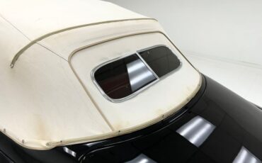 Studebaker-Commander-1949-Black-Oxblood-32