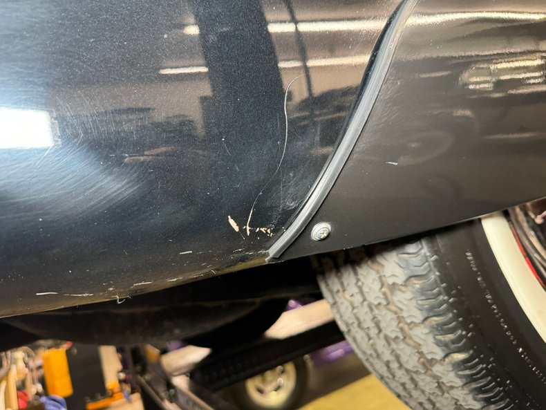 Studebaker-Commander-1949-Black-Oxblood-37