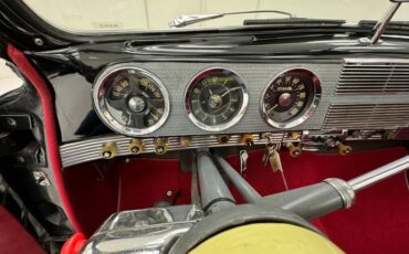 Studebaker-Commander-1949-Black-Oxblood-44