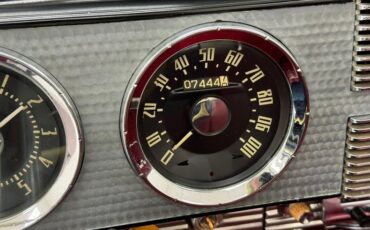 Studebaker-Commander-1949-Black-Oxblood-46