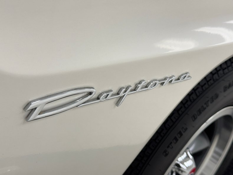 Studebaker-Daytona-1964-White-Red-12