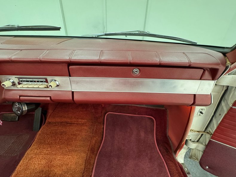 Studebaker-Daytona-1964-White-Red-43