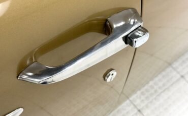 Studebaker-Golden-hawk-1957-Tiara-Gold-Gold-26