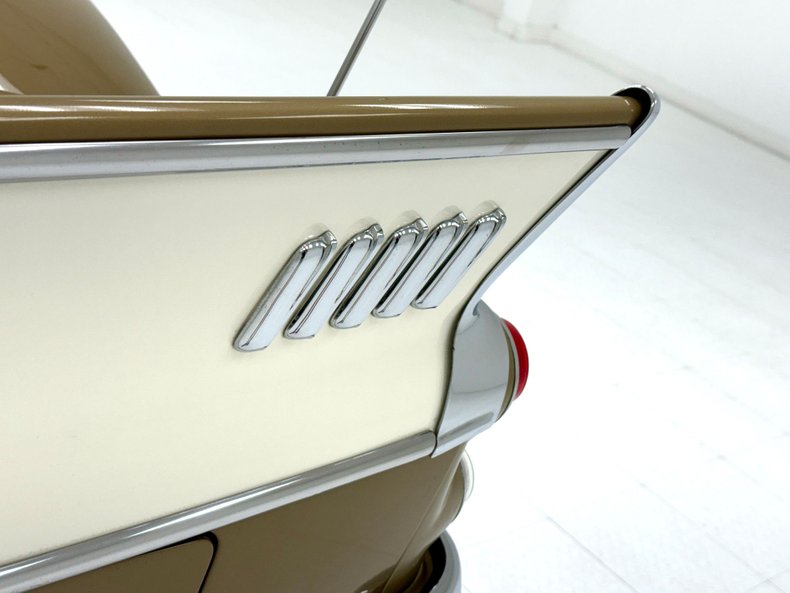 Studebaker-Golden-hawk-1957-Tiara-Gold-Gold-28