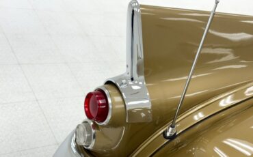 Studebaker-Golden-hawk-1957-Tiara-Gold-Gold-30