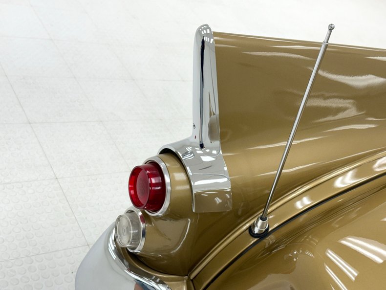 Studebaker-Golden-hawk-1957-Tiara-Gold-Gold-30