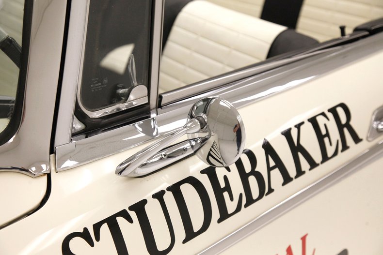 Studebaker-Other-1962-White-Black-ampamp-White-15