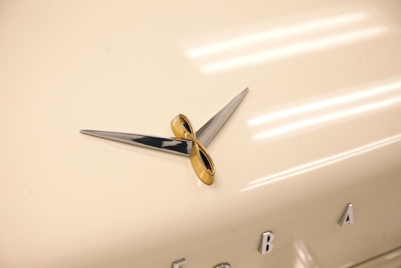 Studebaker-Other-1962-White-Black-ampamp-White-19