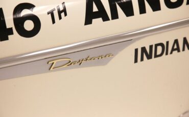 Studebaker-Other-1962-White-Black-ampamp-White-32