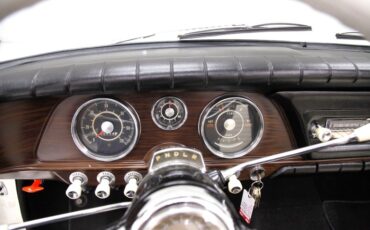 Studebaker-Other-1962-White-Black-ampamp-White-40