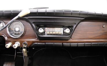 Studebaker-Other-1962-White-Black-ampamp-White-42