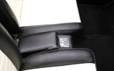 Studebaker-Other-1962-White-Black-ampamp-White-46