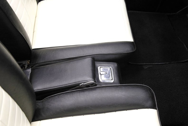 Studebaker-Other-1962-White-Black-ampamp-White-46