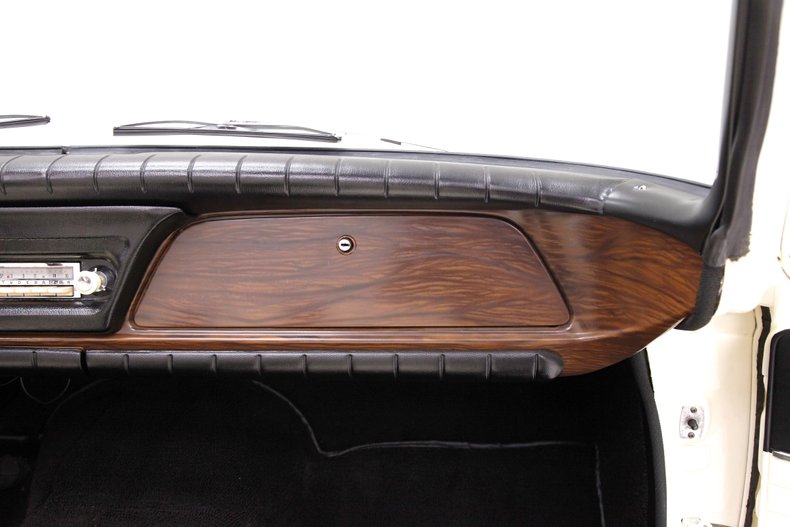 Studebaker-Other-1962-White-Black-ampamp-White-47