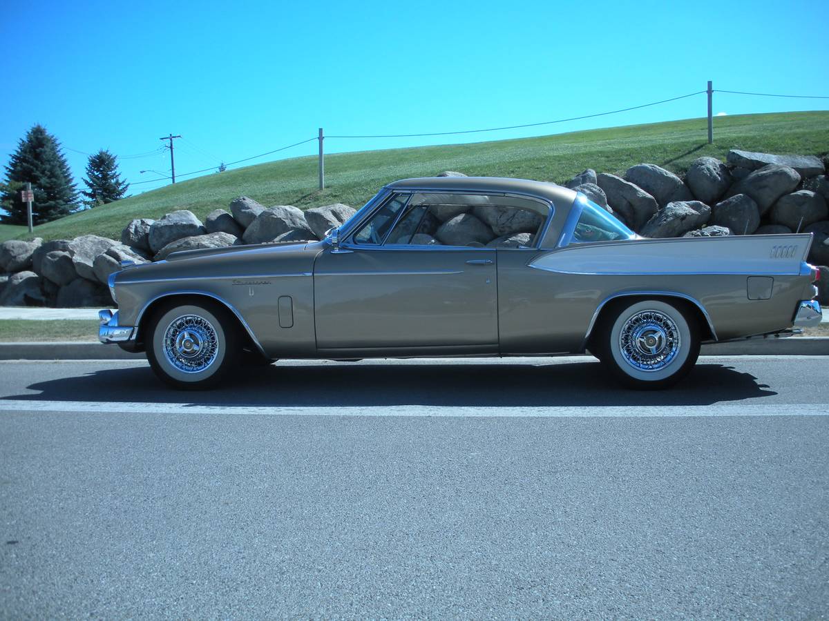 Studebaker-golden-hawk-1957-7