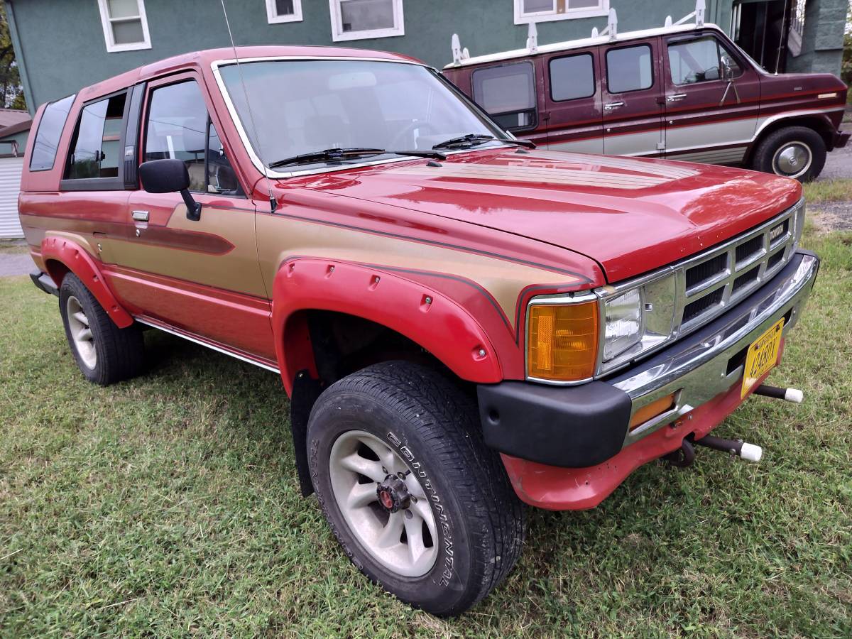 Toyota-4runner-1986-red-5