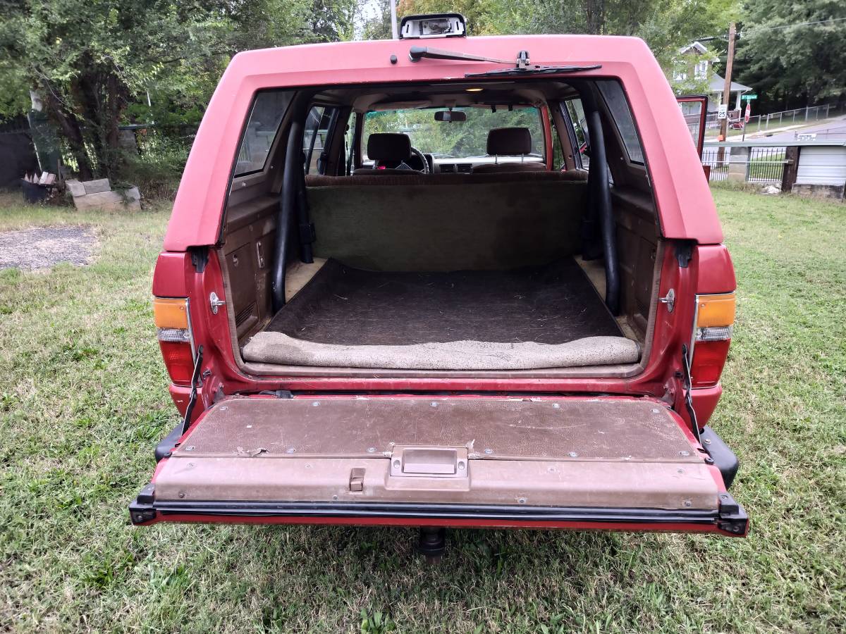 Toyota-4runner-1986-red-6