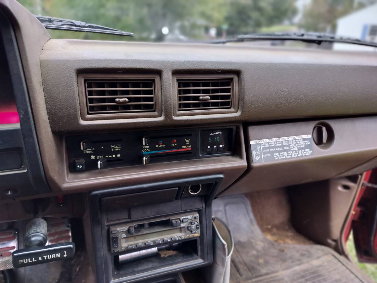 Toyota-4runner-1986-red-8
