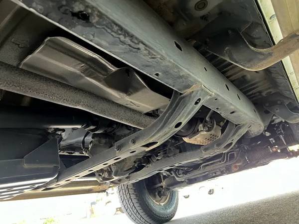 Toyota-4runner-hilux-surf-1996-25