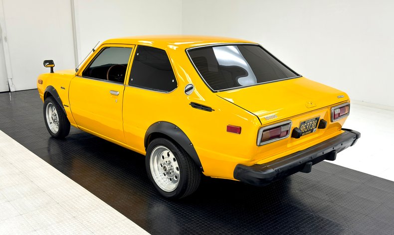 Toyota-Corolla-1978-Chrome-Yellow-Black-10