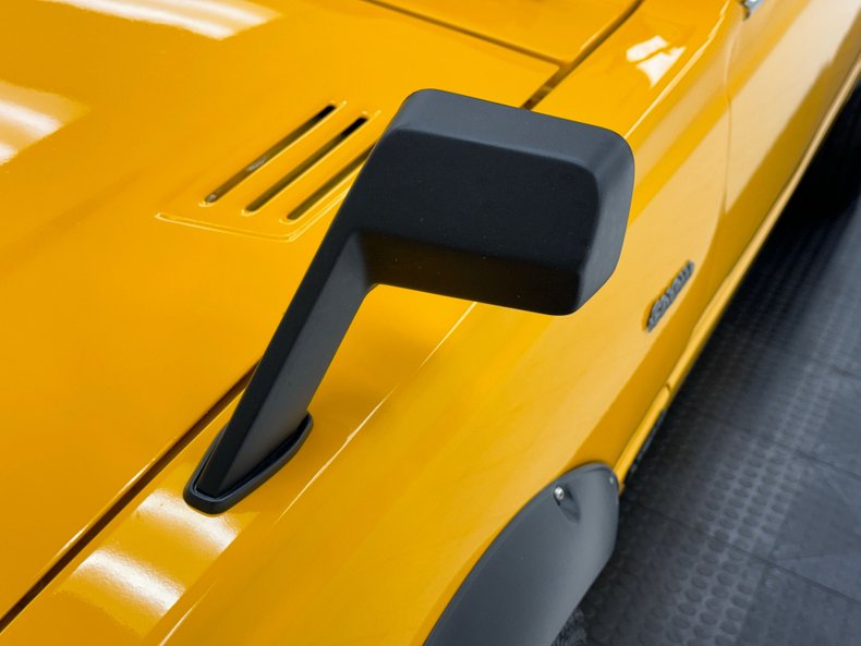 Toyota-Corolla-1978-Chrome-Yellow-Black-14