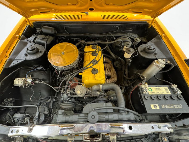 Toyota-Corolla-1978-Chrome-Yellow-Black-16