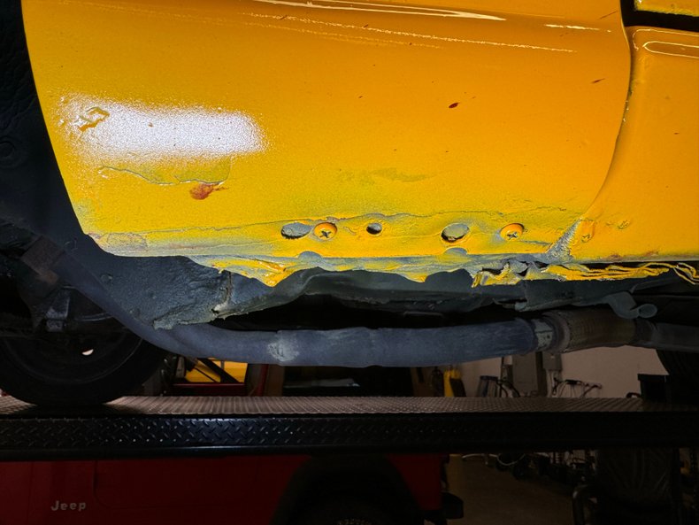 Toyota-Corolla-1978-Chrome-Yellow-Black-25