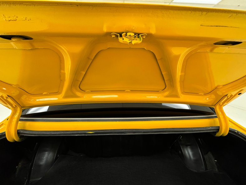 Toyota-Corolla-1978-Chrome-Yellow-Black-30