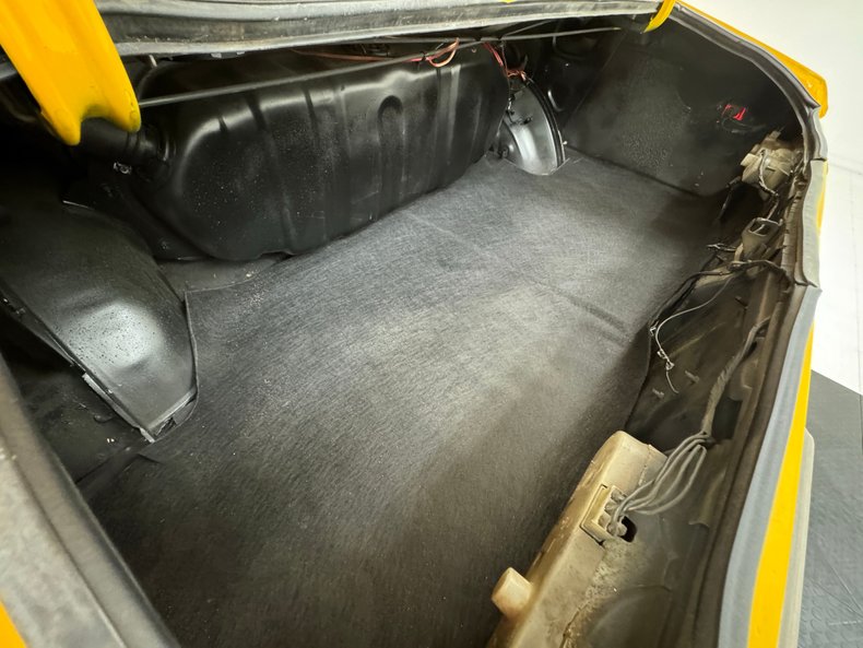 Toyota-Corolla-1978-Chrome-Yellow-Black-31