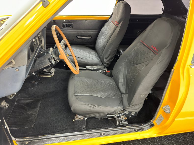 Toyota-Corolla-1978-Chrome-Yellow-Black-35