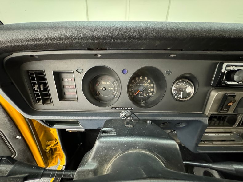 Toyota-Corolla-1978-Chrome-Yellow-Black-40