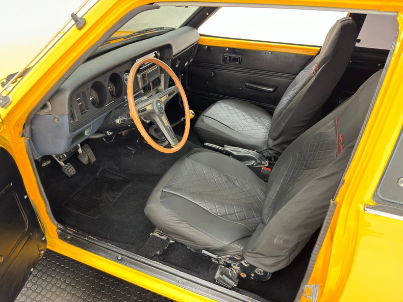 Toyota-Corolla-1978-Chrome-Yellow-Black-46