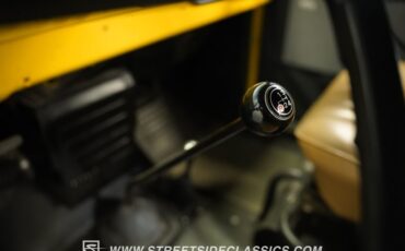 Toyota-Fj-cruiser-1970-Yellow-Tan-11