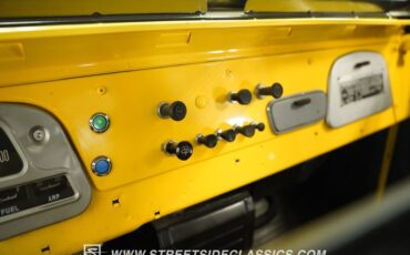 Toyota-Fj-cruiser-1970-Yellow-Tan-12