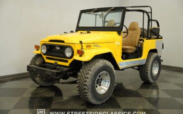 Toyota-Fj-cruiser-1970-Yellow-Tan-15
